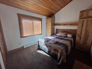 4 chambres, accès à Internet, literie fournie