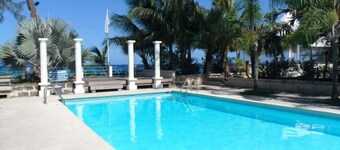 Only 3 Mins To Beach And Beach Club apt 1.