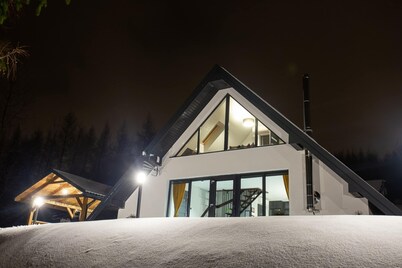 Mountain Stay With Hot Tub