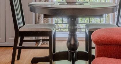 Bright 1 Bedroom Flat in Kensington Olympia