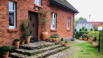 House | Exterior