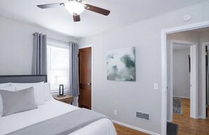 2 bedrooms, iron/ironing board, travel cot, free WiFi