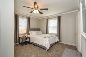 2 bedrooms, desk, iron/ironing board, travel cot