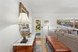 Smart TV, fireplace, video games