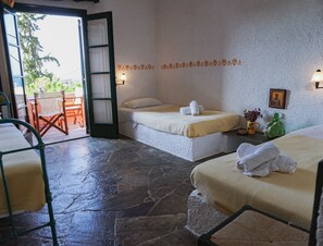 1 bedroom, bed sheets