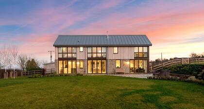 Amazing, 5* Luxury House in beautiful countryside with stunning views