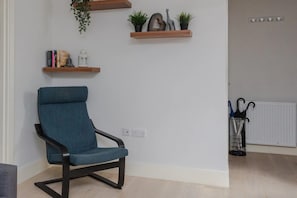 Basic Apartment, Multiple Beds | Interior