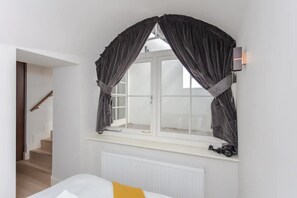 Basic Apartment, Multiple Beds - Spacious and Modern Apartment in Pimlico (London)