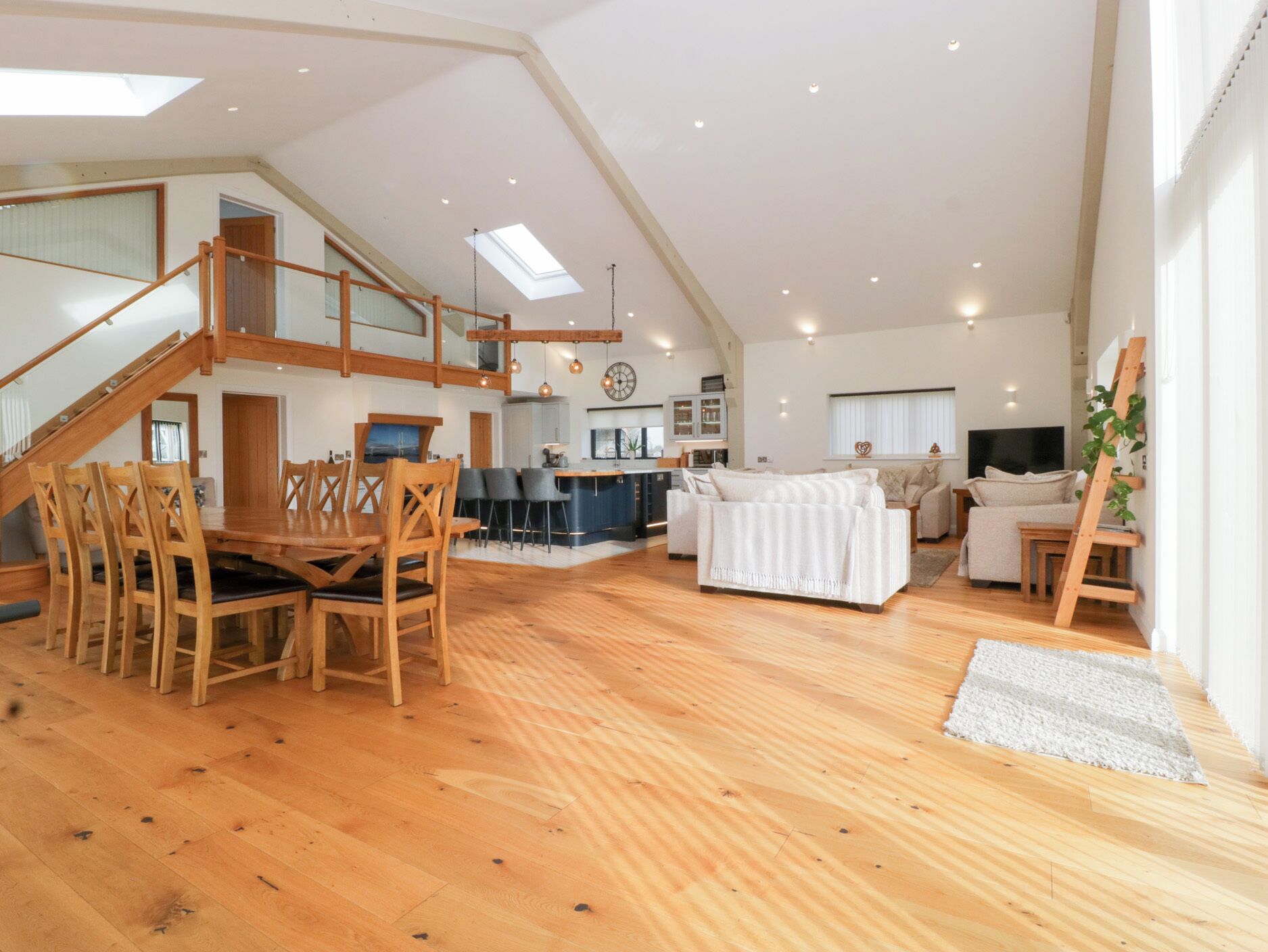 Cottage | Interior