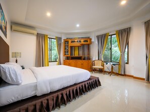 6 bedrooms, free WiFi, bed sheets - GG Pool Villa Pattaya (Pattaya)