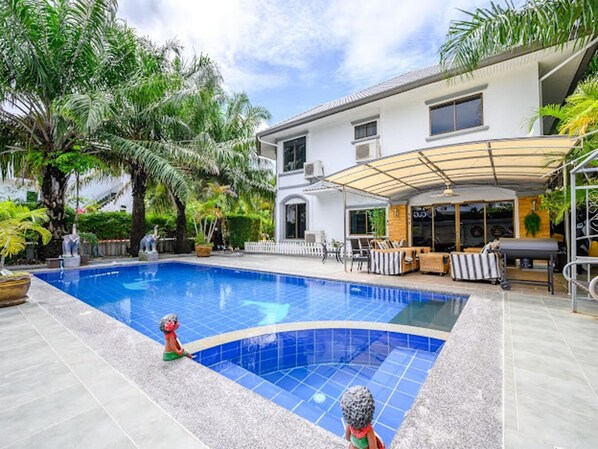 Outdoor pool - GG Pool Villa Pattaya (Pattaya)