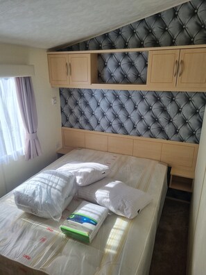 3 quartos, ferros/tábuas de passar roupa