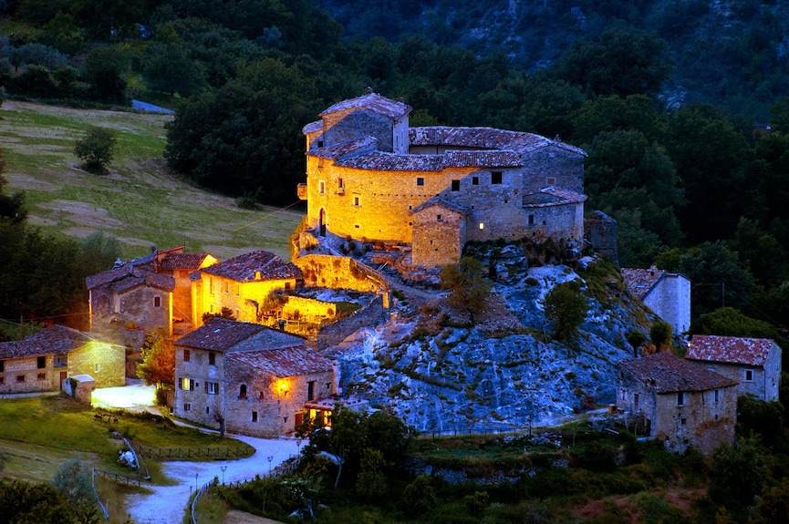 Prenota Castel di Luco a Acquasanta Terme - Hotels.com