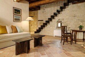 Junior Suite | Living area - Castel di Luco (Acquasanta Terme)
