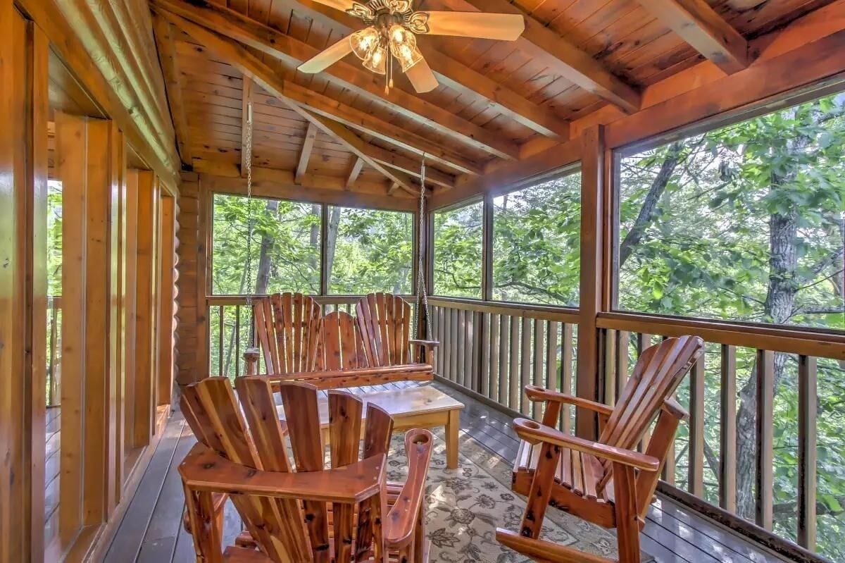 Cabin, 5 Bedrooms | Balcony