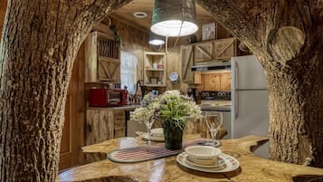 Huisje, 1 slaapkamer | Dineren