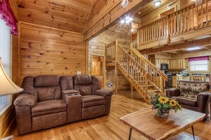 Cabin, 2 Bedrooms | Interior