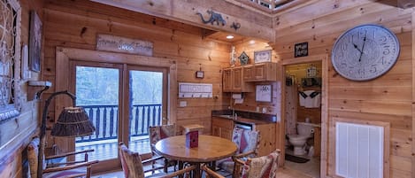 Cabin, Multiple Bedrooms | Dining