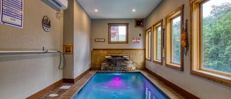 Cabin, 2 Bedrooms | Interior