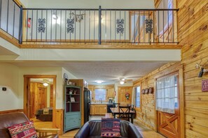 Cabin, 3 Bedrooms | Interior - Er24 - Honeysuckle Holler Great Location..close To Town 3 Bedroom Cabin by RedAwning (Pigeon Forge)