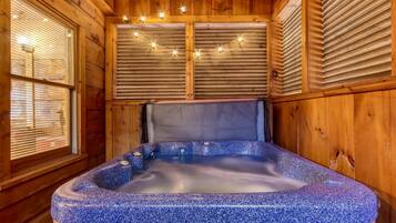 Cabana, 1 quarto | Hidromassagem interna