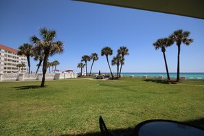 Condo, 2 Bedrooms | Property grounds