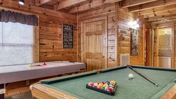 Cabana, vários quartos | Bilhar