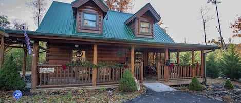 Cabin, 2 Bedrooms | Exterior