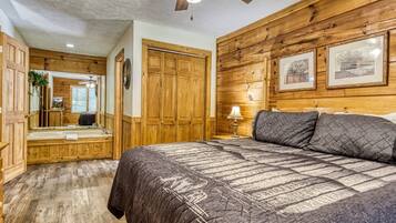 Cabin, 4 Bedrooms | 4 bedrooms, free WiFi