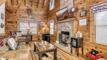 Cabin, 2 Bedrooms | Interior