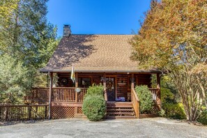 Cabin, 2 Bedrooms | Exterior - Er 247 - Legacy Lodge Great Location - Close To Town! 2 Bedroom Cabin by RedAwning (Pigeon Forge)