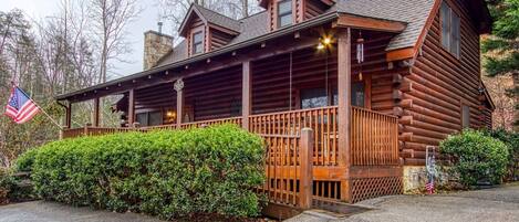 Cabin, 6 Bedrooms | Exterior