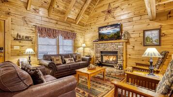 Cabin, 6 Bedrooms | Living area