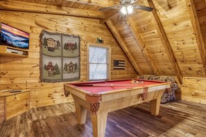 Cabin, 1 Bedroom | Games room - Er317 - The Cubby Hole - Great Location - Close To Town 1 Bedroom Cabin by RedAwning (Pigeon Forge)