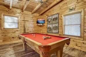 Cabin, 1 Bedroom | Games room