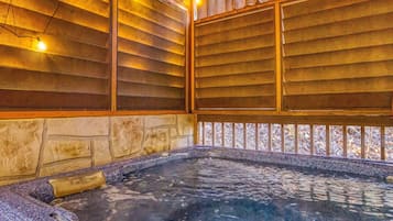 Cabaña, 1 habitación | Spa | Tina de hidromasaje