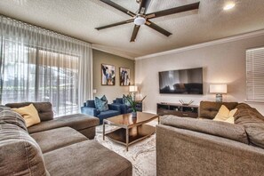 하우스, 침실 여러 개 | 내부