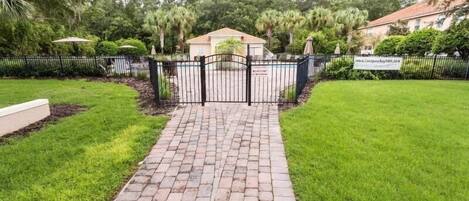 Townhome, 4 Bedrooms | Property grounds