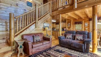 Cabin, 2 Bedrooms | Interior