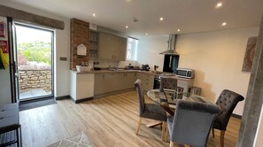 ميكروويف، فرن، غسالة أطباق