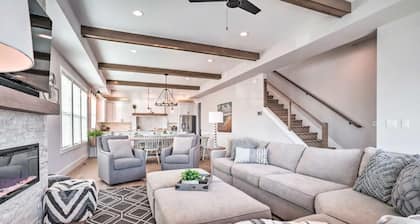 Rare Downtown Lake Home | Heated Pool | Sleeps Large Groups, Luxe new home - Private Saltwater pool