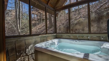 Cabin, 2 Bedrooms | Private spa tub