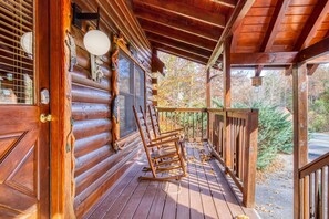 Cabin, 2 Bedrooms | Terrace/patio