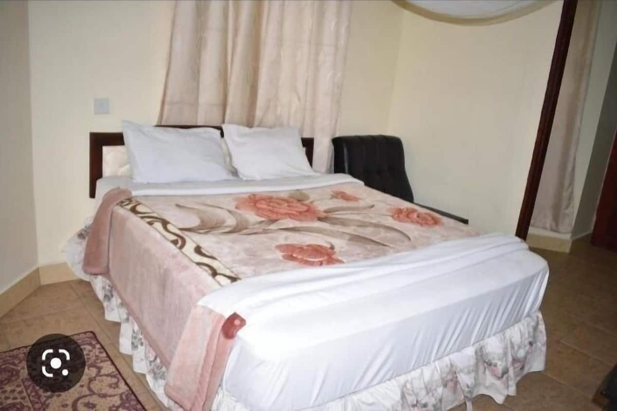 2 bedrooms