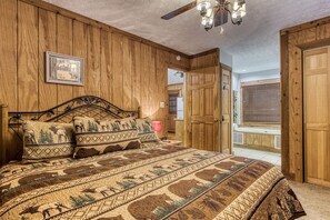 Cabin, 2 Bedrooms - Er38r Grandpa's Getaway - Great Location- Close To Town 2 Bedroom Cabin by RedAwning (Pigeon Forge)