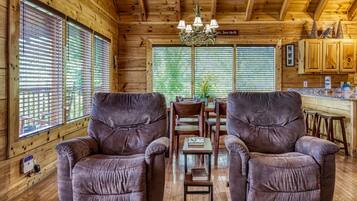 Cabin, 3 Bedrooms | Ruang tamu