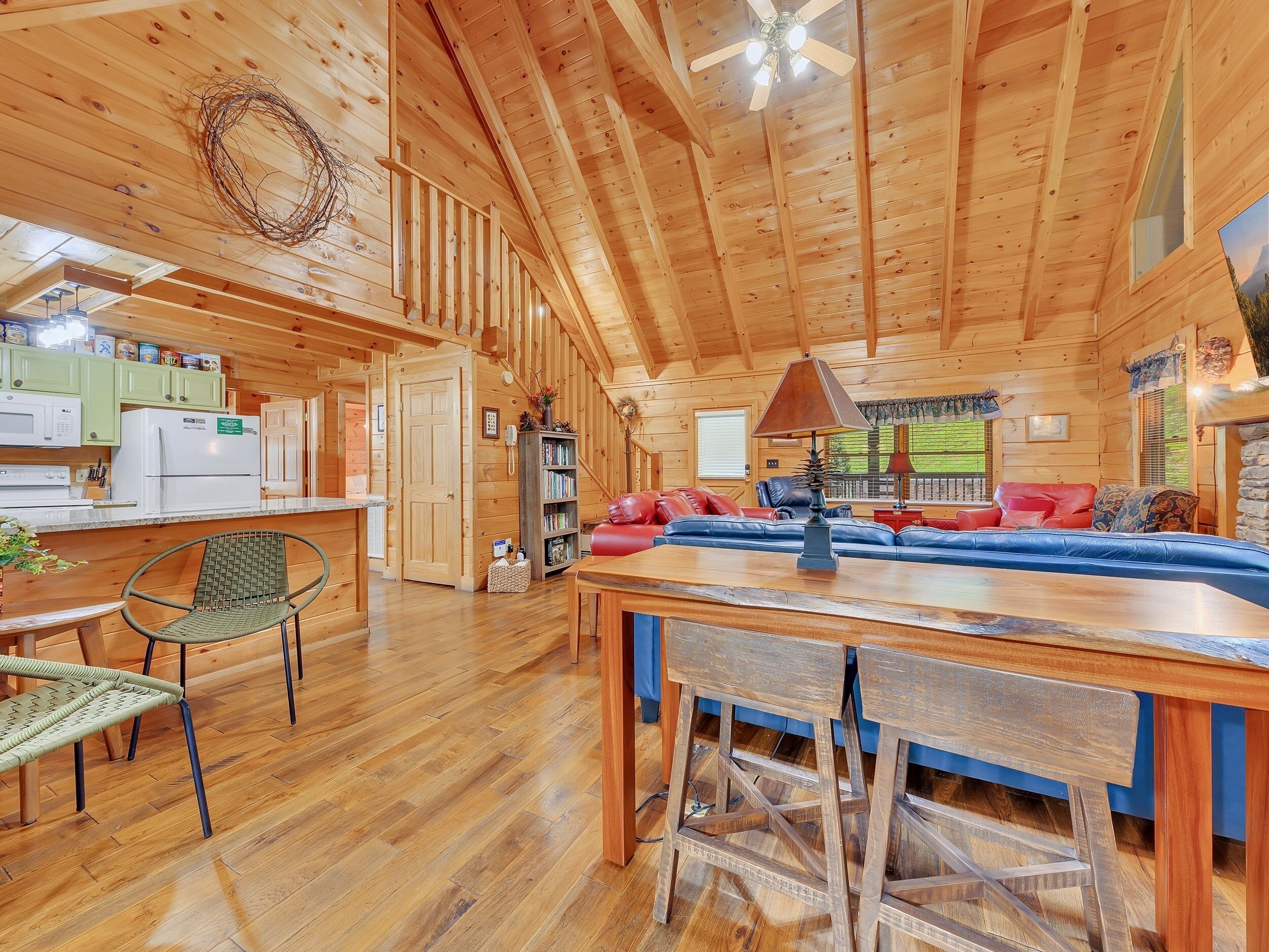 Cabin, 5 Bedrooms | Interior