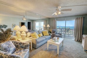 Living area - 446 El Matador 2 Bedroom Condo by RedAwning (Fort Walton Beach)