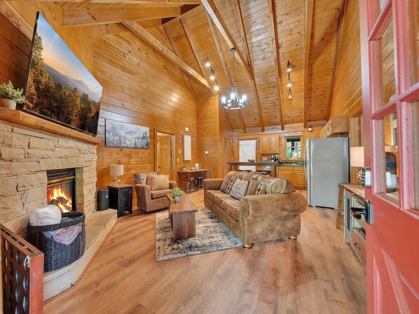 Cabin, 2 Bedrooms | Living area | Smart TV