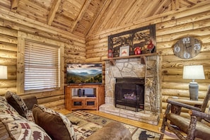 Cabin, 2 Bedrooms | Living area